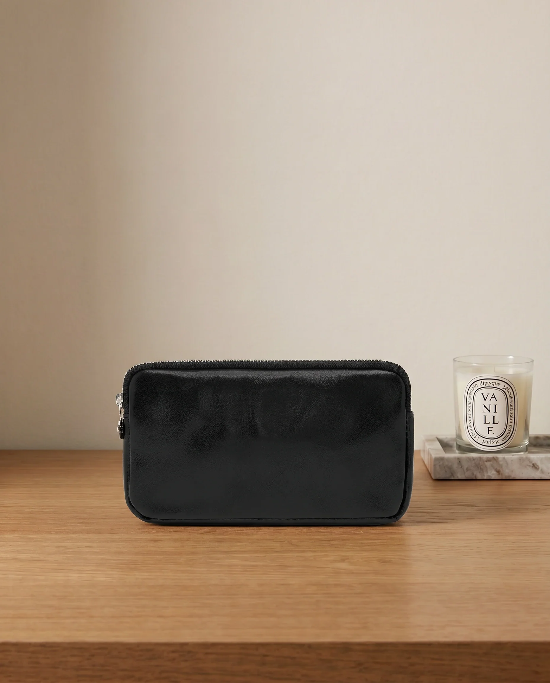 Forma5 Jet - Leather Zip Organiser - Image 7
