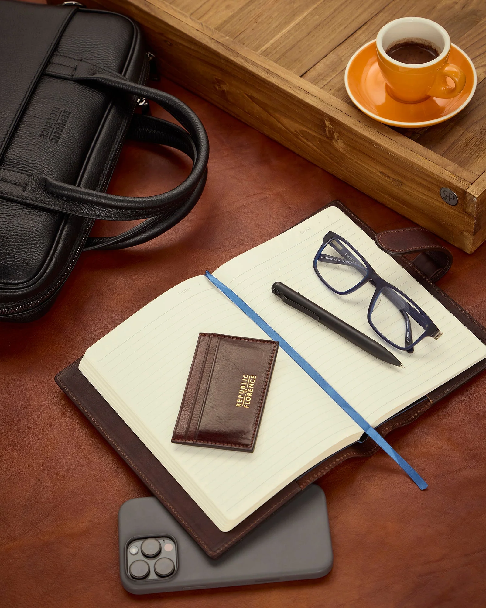 Journal A5 Jet - Leather Notebook - Image 3