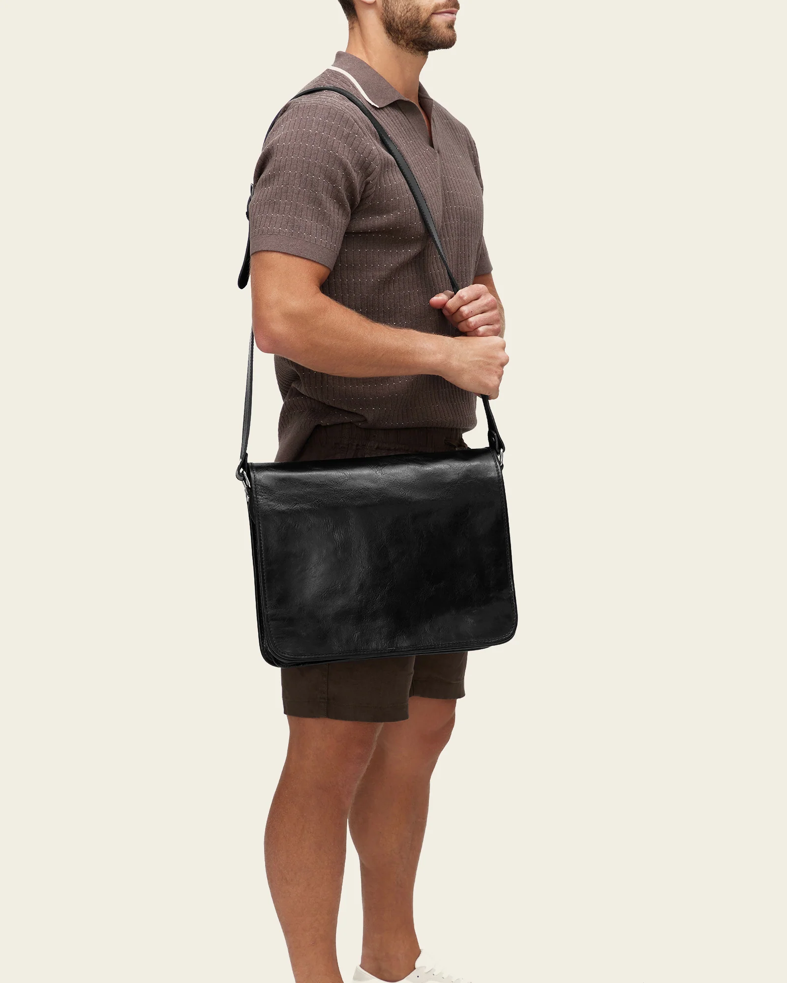 Nero Jet - 15" Leather Messenger Bag - Image 6