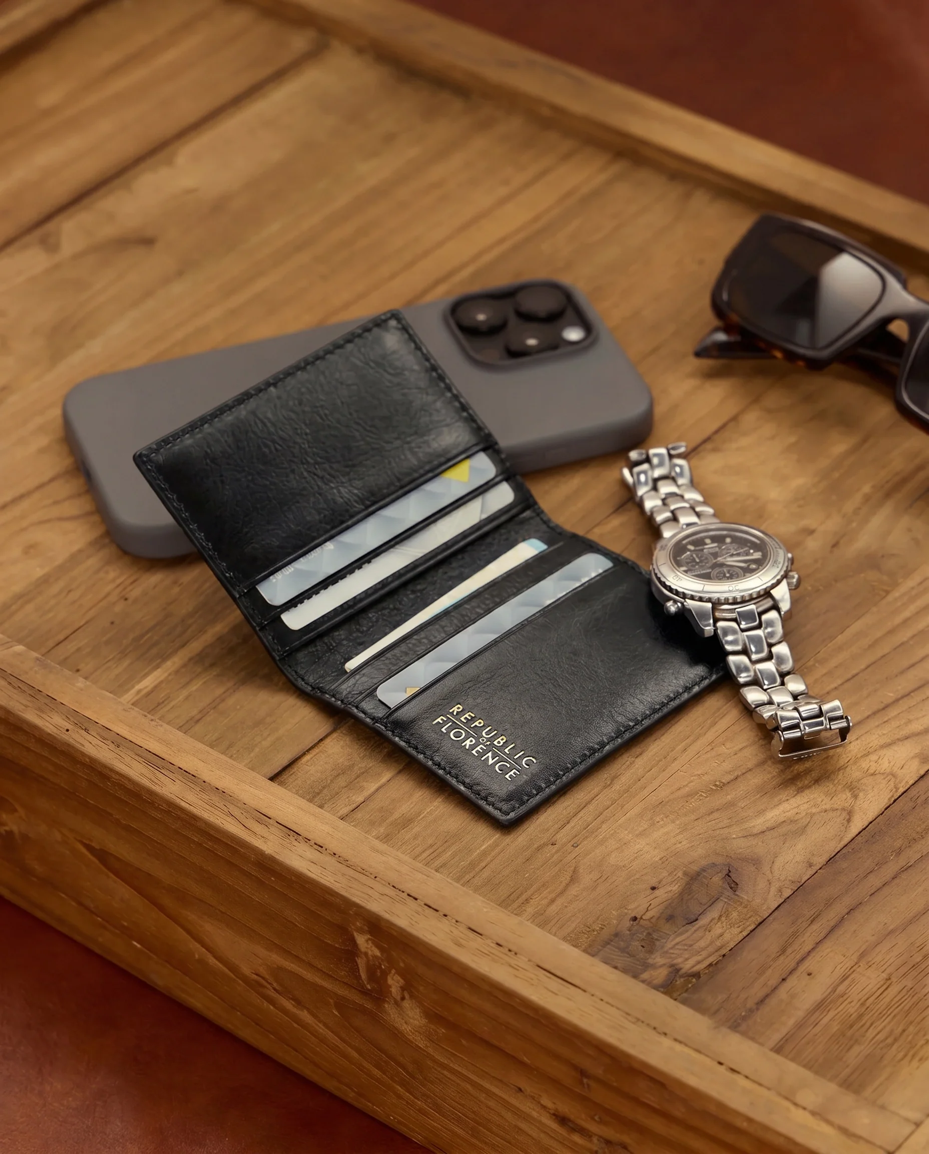Vertical Jet - Leather Card Holder - Image 3